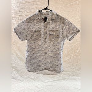 Men’s Half Button-down Bandana-Patterned Shirt